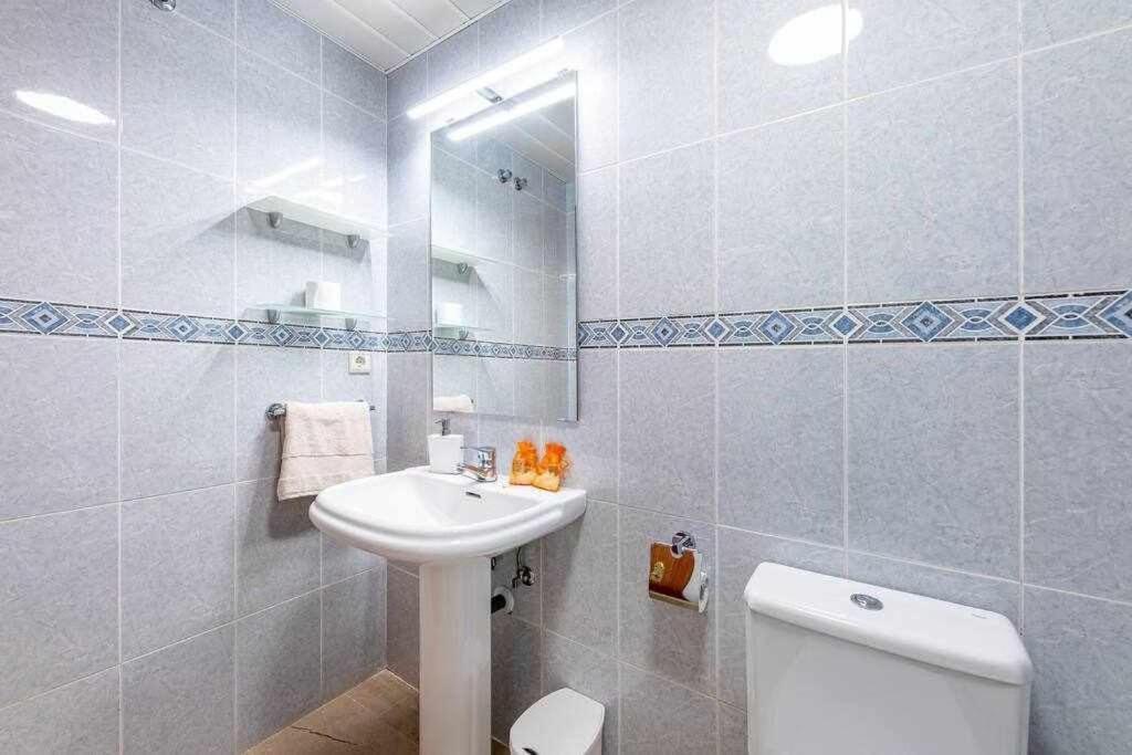 797 Holiday Rentals- Hermoso Apartamento Para 4 En Benalmádena Exteriér fotografie